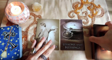 OS BENEF�CIOS DO TAROT DE VIDAS PASSADAS