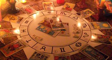 Conhece estes termos? Cartomancia, tarologia e taromancia